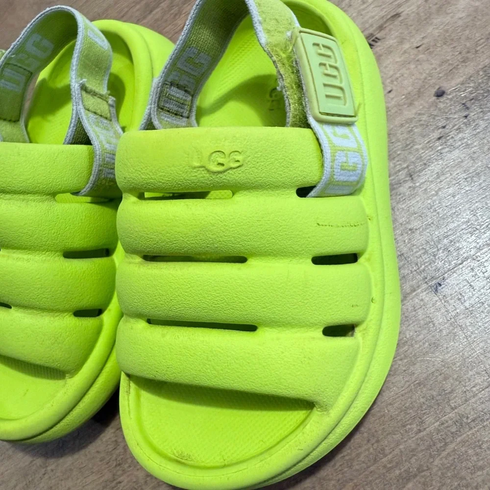 UGG pre owned